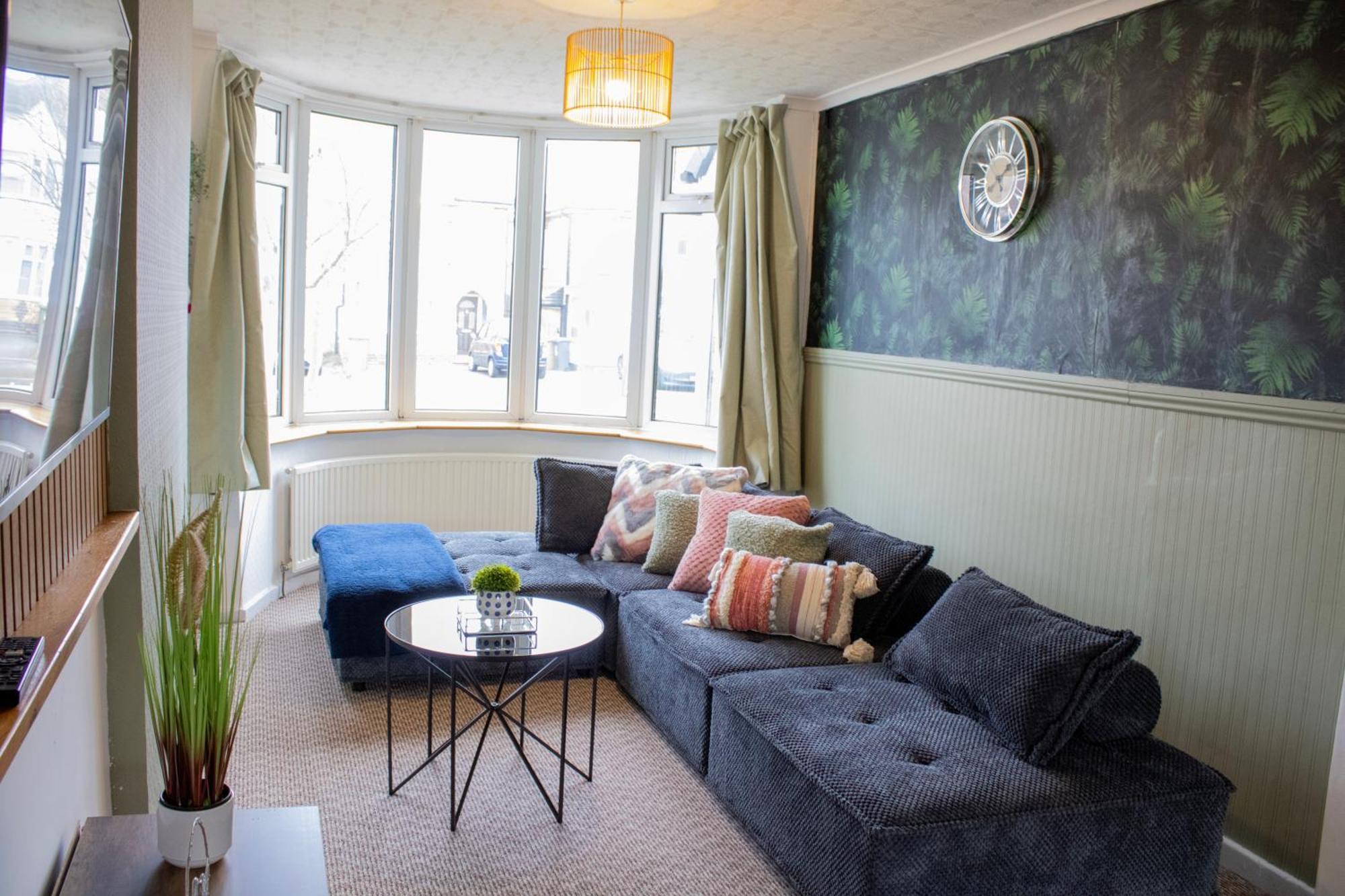 ברמינגהאם Harvard House, Stylish 3 Bedroom House In Solihull 5 Mins To The Nec, Bhx ,Jlr With Free Parking מראה חיצוני תמונה